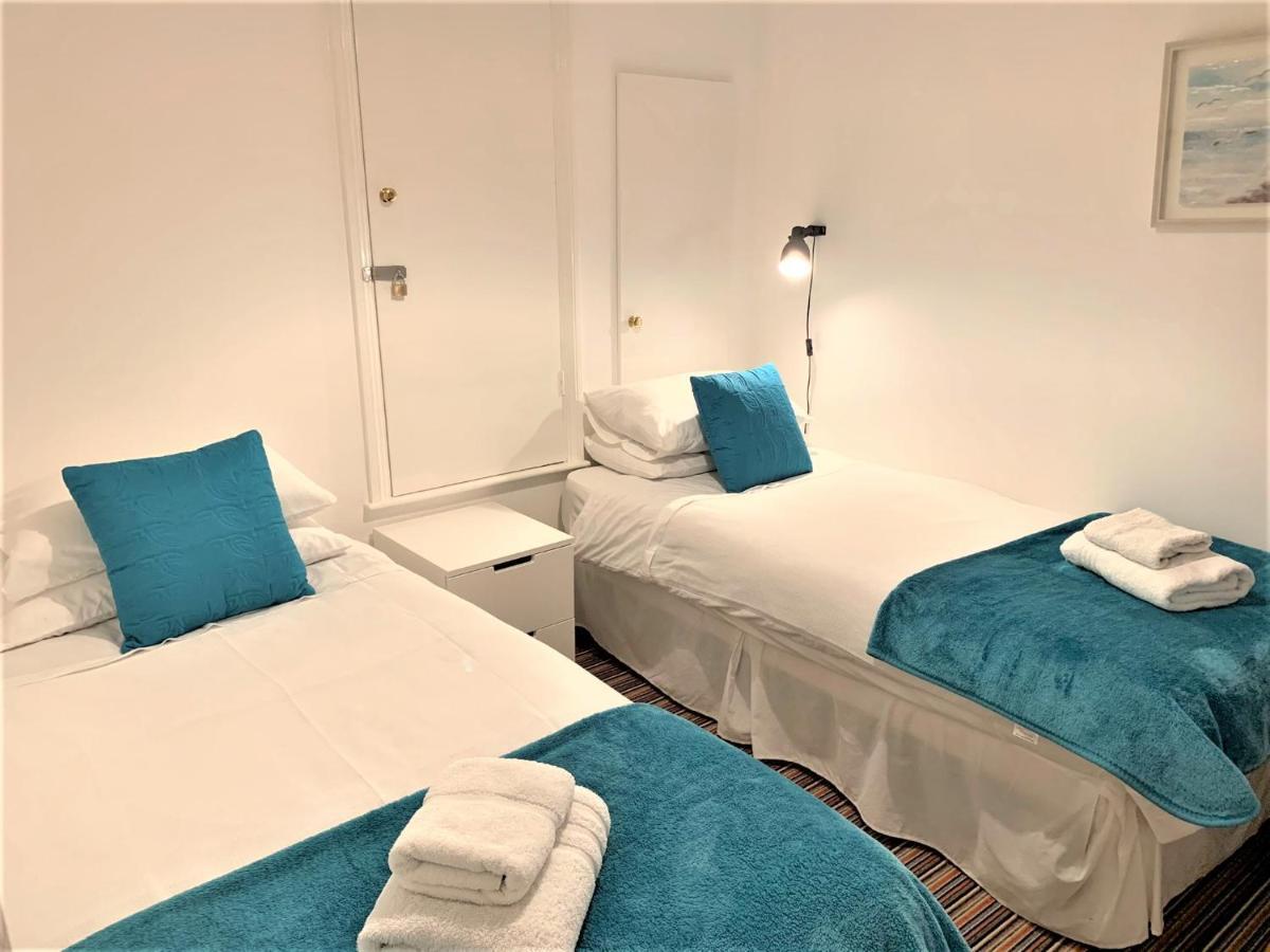 Riverside Channel5 "Holidays Homes In The Sun" Featured Central Canterbury Cottage With Free Parking Ngoại thất bức ảnh